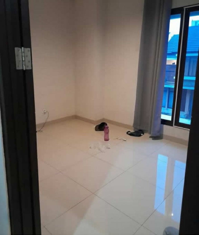 Rumah disewakan di cluster Cosmo Lippo Cikarang